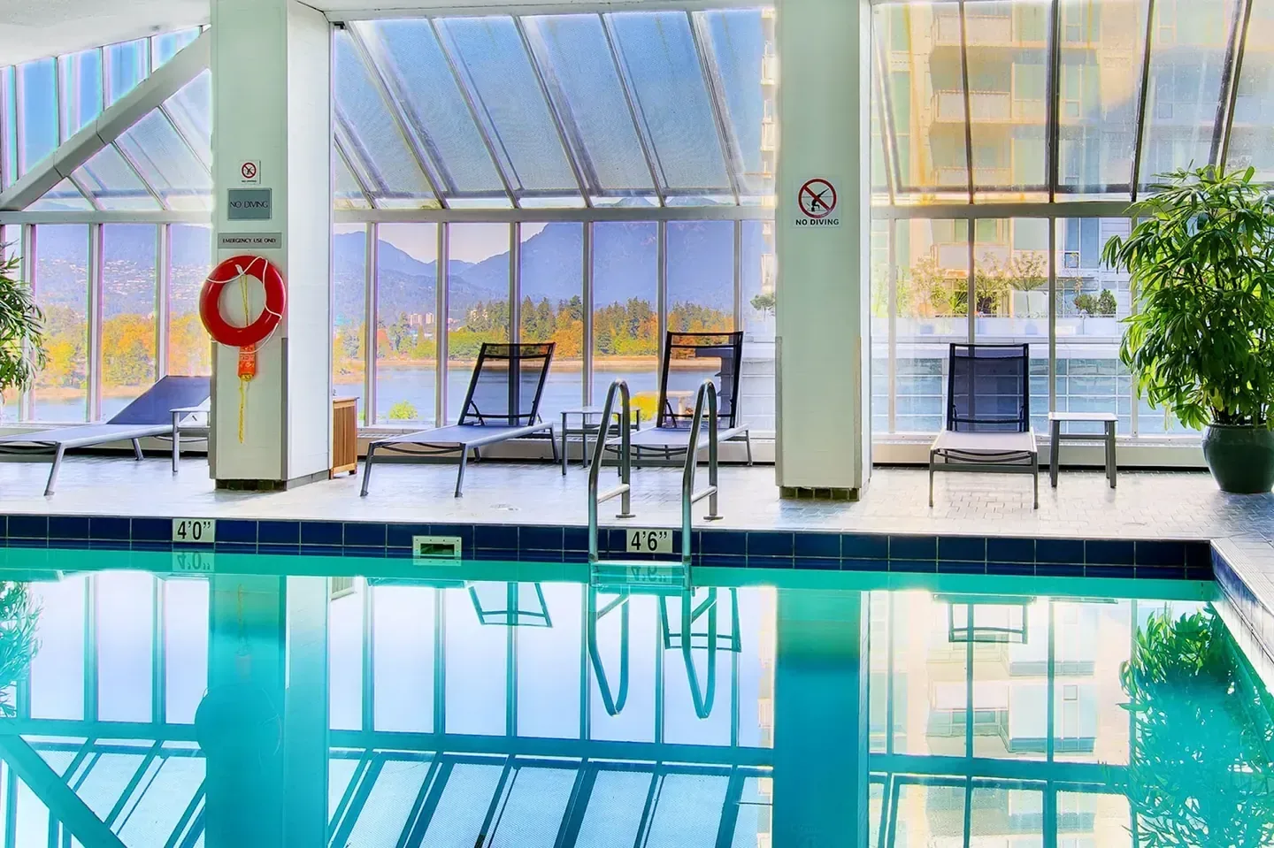 JW Marriott Parq Vancouver city facade